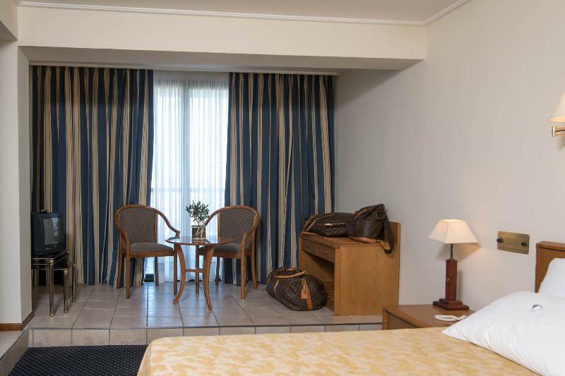 Sun Beach Hotel Agia Triada  Exterior photo